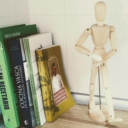 Appartamento Fika Flat Casco Viejo Parking 15Euro X Dia Bilbao Esterno foto